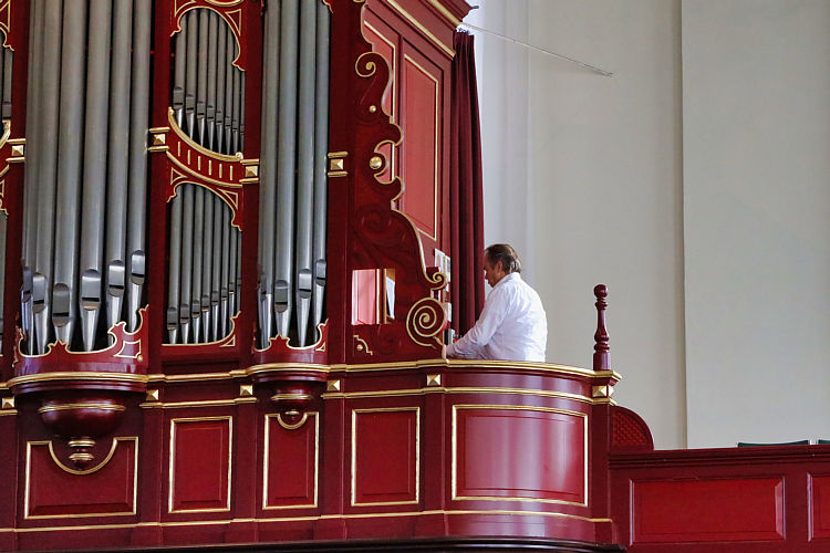 27 okt 2018 - Groot mannenkoor Midden Holland en gemengd koor Encore in de Geref.Kerk_19